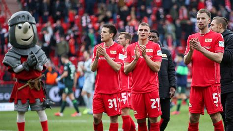 Union Berlin players are temporarily waiving their salary due to the ...