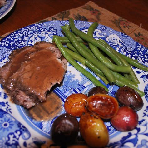 Beef Roast in Red Wine (Carni Arrosto al Vino Rosso) Recipe | Allrecipes