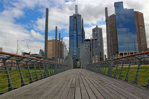 William Barak Bridge | This 525-metre footbridge called the … | Flickr