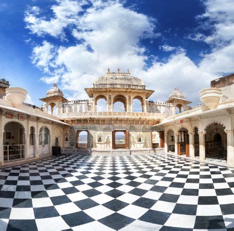 Udaipur City Palace Museum, Udaipur - Ticket Price, Timings, Photos