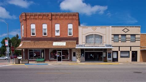 New Sharon, Iowa | Small towns, House styles, Iowa