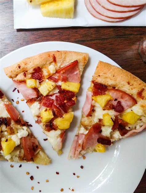 Hawaiian Pizza Recipe With Pineapple and Ham - On The Go Bites