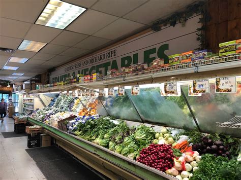 Look Inside: Jersey Farmer's Market - Fair Lawn, NJ