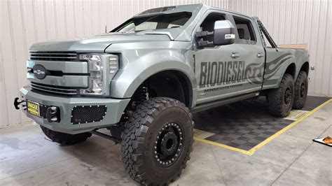 Six-wheel Indomitus 2017 Ford F-550 Super Duty can be yours for $135,000