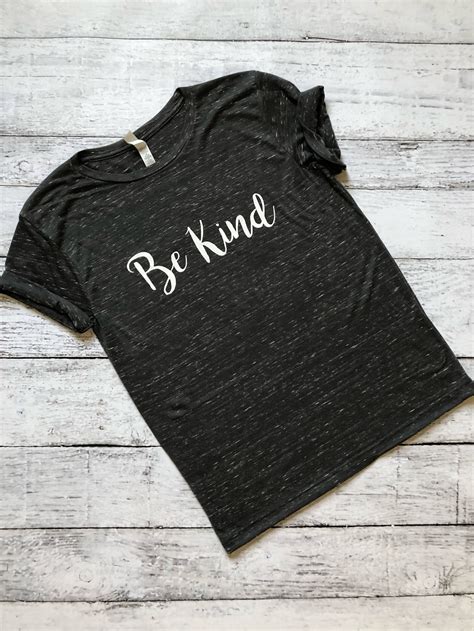 Be Kind T-shirt / Be Kind Shirt / Graphic Tees / Graphic | Etsy