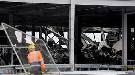 Luton Airport fire: Massive blaze causes terminal car park to partially ...