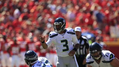 Seattle Seahawks New-Look Offensive Line "Looked Very Solid" in Preseason Opener at Kansas City ...