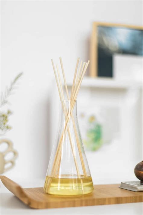 How To Make Homemade Reed Diffusers | Homemade reed diffuser, Diffuser ...