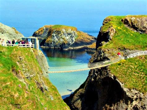 Carrick-a-Rede Bridge | Series 'Most dangerous bridges' | OrangeSmile.com