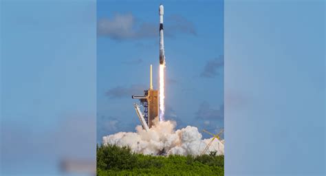 SpaceX launches 53 Starlink satellites into orbit - TrendRadars India