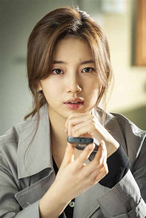 Bae Suzy Gives A Peek To Her "Vagabond" Spy Character Look