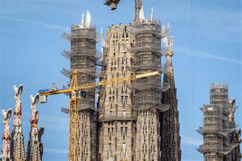 Barcelona Church Under Construction for 141 Years Finally Gets its 4 ...