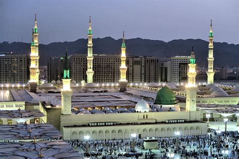 HD wallpaper: medinei to minevver, masjid nabawi, religion, islam, city, architecture ...