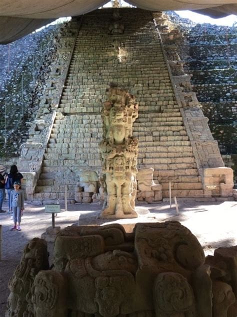 The Vegan Traveler: Copán Ruinas, Honduras - Singing Vegan