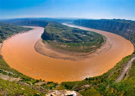 Huge ecological measure in the Yellow River (Huang He) | Zak Gulliver