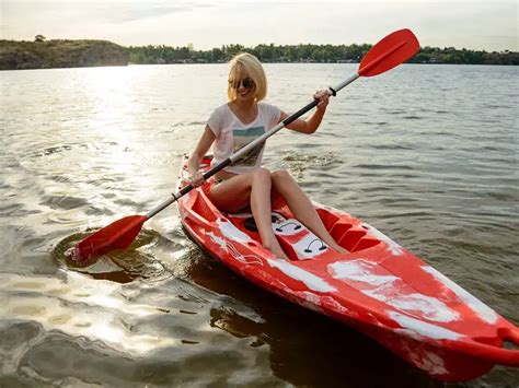 8 Best Kayak for Beginners 2023 - Outdoorsity