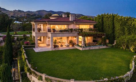 Tamara Gustavson's Malibu compound - Los Angeles Times