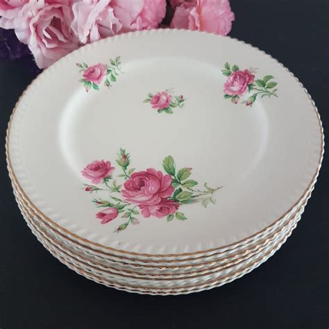 Vintage Johnson Brothers MINIVER ROSE 10 Dinner Plate Set of 4, Old English Ironstone, Pink ...