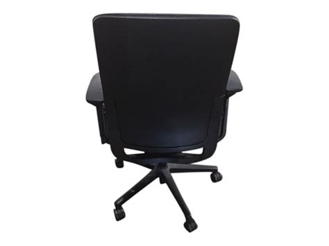 Steelcase Amia Chair