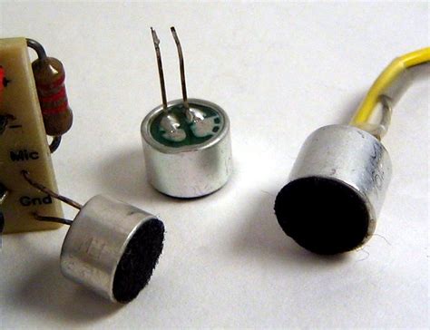 File:Electret condenser microphone capsules.jpg - Wikipedia