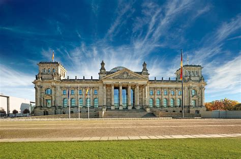 bundestag, berlin - maximize