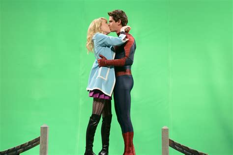 Spiderman Gwen Stacy Kiss