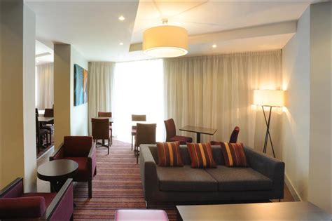 Holiday Inn Express BIRMINGHAM - SNOW HILL Deals & Reviews, Birmingham ...