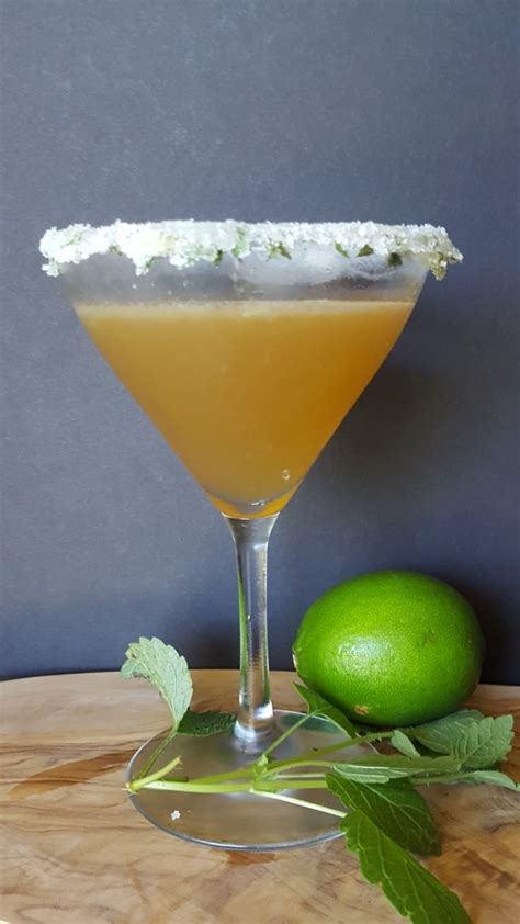 Mint Mojito Martini - Fix Me a Little Lunch