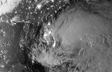 A Scary Satellite Photo of Hurricane Sandy Approaching the East Coast ...