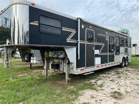 Adam Horse trailers for sale - TrailersMarket.com