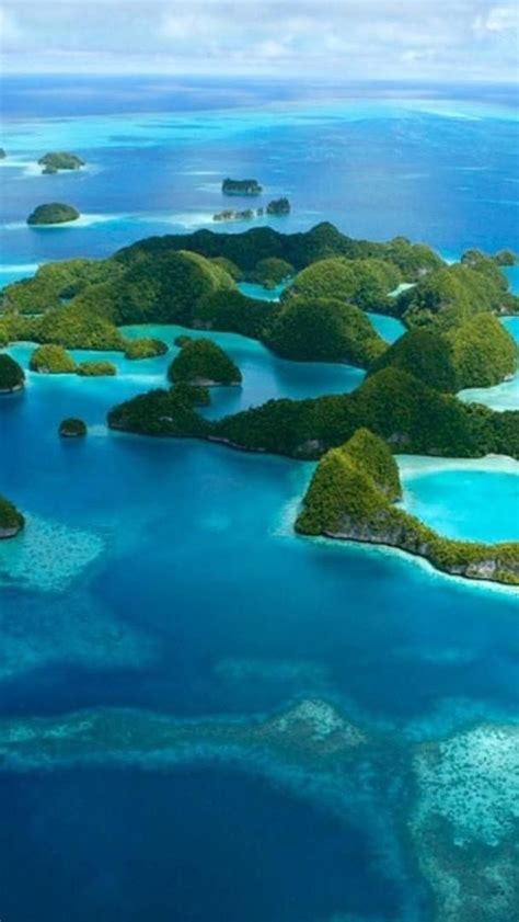 Banyak Islands - a group of inhabited islands in Sumatra - backiee