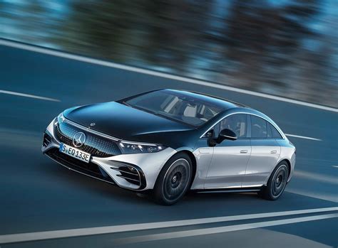 Mercedes-Benz Rolls Out 2022 EQS Electric Sedan | WERD