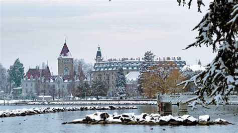 Winter timelapse in Lausanne - YouTube