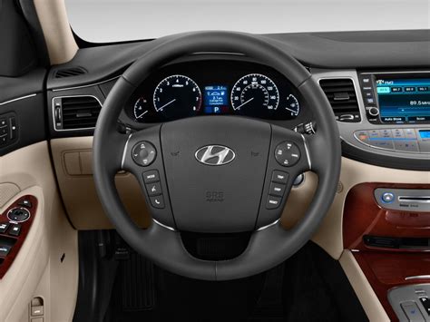 Review: The 2013 Hyundai Genesis sedan makes luxury & speed affordable ...