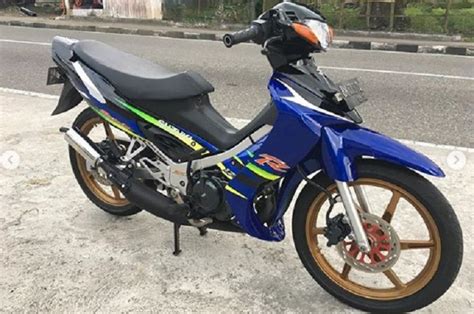 Harta Karun Langka, Motor Suzuki Satria Hiu Mulus Dijual, Harganya Cuma Segini - Motorplus