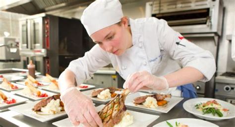 Top Culinary Scholarships - HelpToStudy.com