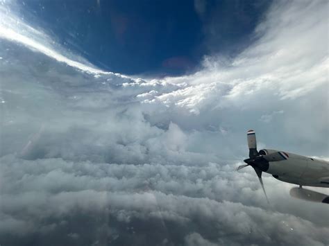 U.S. government plane snaps intense footage inside mighty Hurricane ...