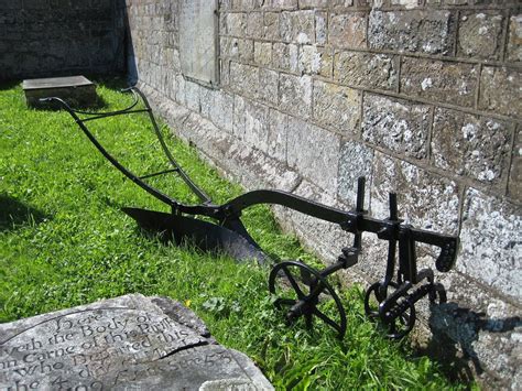 9 Fascinating Uses Of Wrought Iron Throughout History