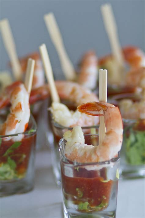 Individual Shrimp Cocktail Presentations / Classic Prawn Cocktail Recipe Bbc Good Food / The ...