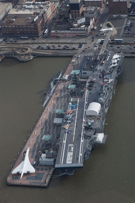 Intrepid museum aerial - Intrepid Sea, Air & Space Museum - Wikipedia | Air and space museum ...