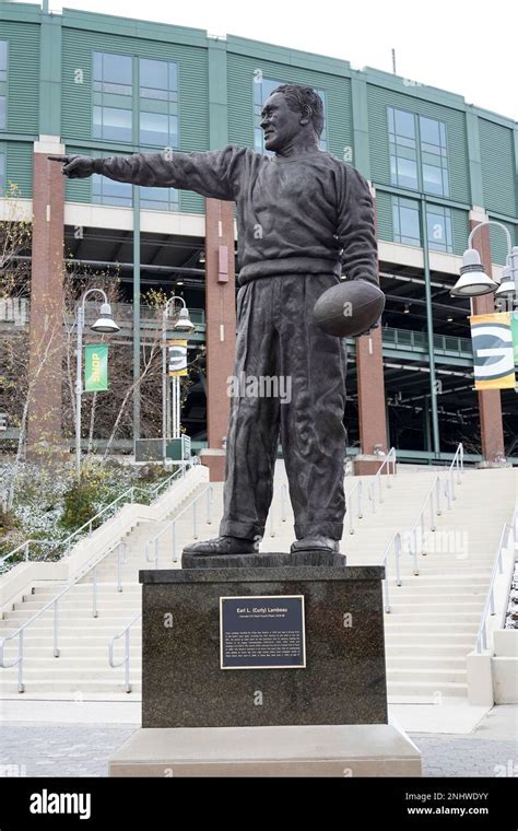 A statue of former Green Bay Packers coach Curly Lambeau in the Bob ...