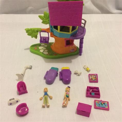 Best Polly Pocket Magnetic Treehouse. Complete Set. for sale