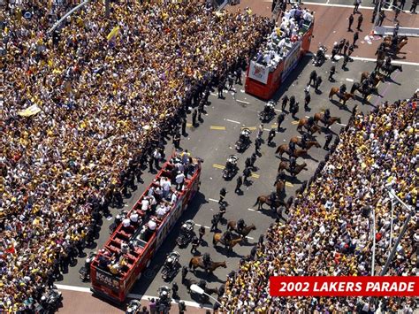 L.A. Lakers Win Title, Victory Parade Postponed Until COVID Pandemic Is ...