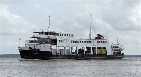 Crossing the Berbice River with the Big Ferry – People, History and ...