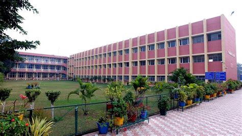 Goswami Ganesh Dutt Sanatan Dharama College (GGDSD), Chandigarh: Admission, Courses, Fees ...