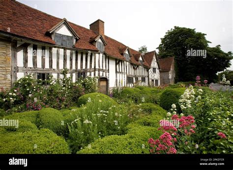 View of Mary Arden's House in the Warwickshire village of Wilmcote ...