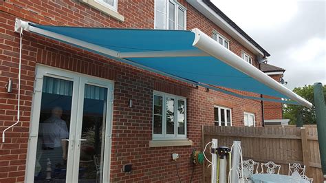 Made-To-Measure Garden Awnings | Blinds Of All Kinds