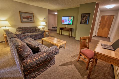 Wedgewood Resort Rooms & Amenities - Extended Stay Fairbanks