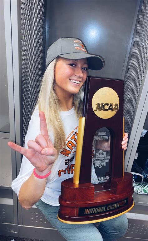 Indy's Emma Halter on Texas volleyball's national title run: 'I've just ...