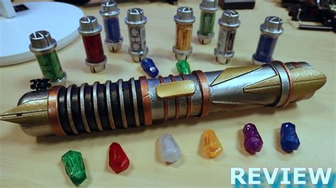 Star Wars Galaxy's Edge - Savi's Workshop Custom Lightsaber Review ...